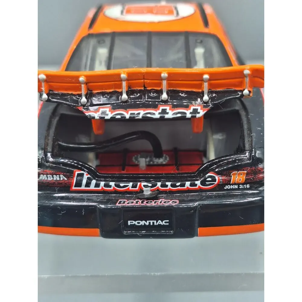 Bobby Labonte #18, 2001 Grand Prix. Interstate Batteries/Cal Ripkin Farewell.